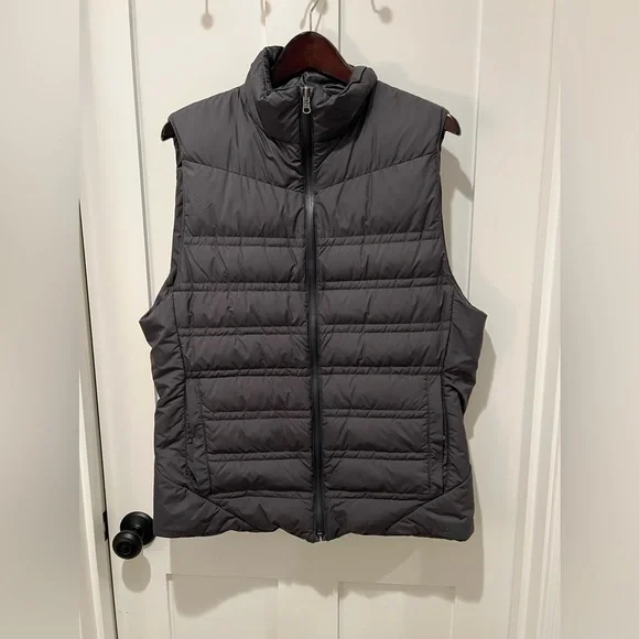 Lululemon Reversible Down Vest Palm Deco Grey- Men’s XL NWOT - Picture 2 of 9